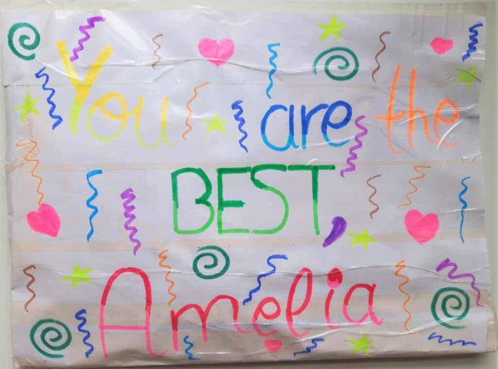 colorful drawings from Spanish students welcoming her English Language Assistant. It can be read 'You are the best, Amelia'