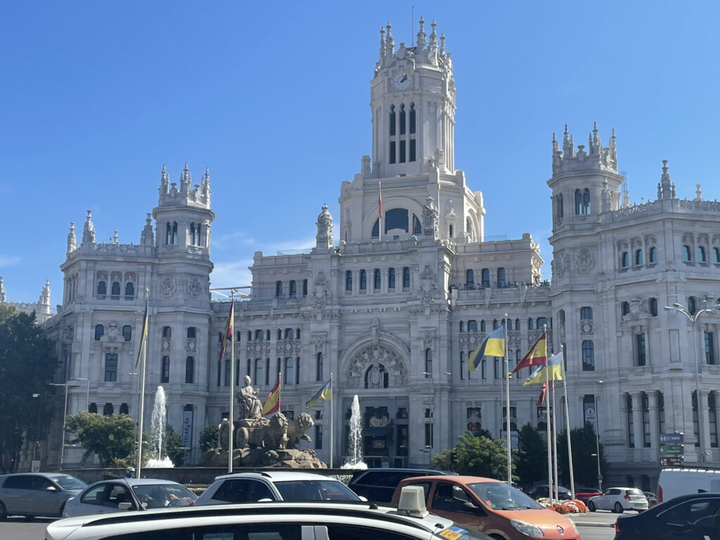 Visiting Spain (Banco de España in Madrid)