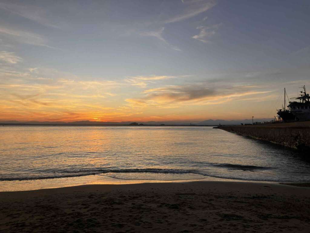 How to Enjoy the Mundanity of Daily Life in Spain: Life After the Honeymoon 2 How to Enjoy the Mundanity of Daily Life in Spain