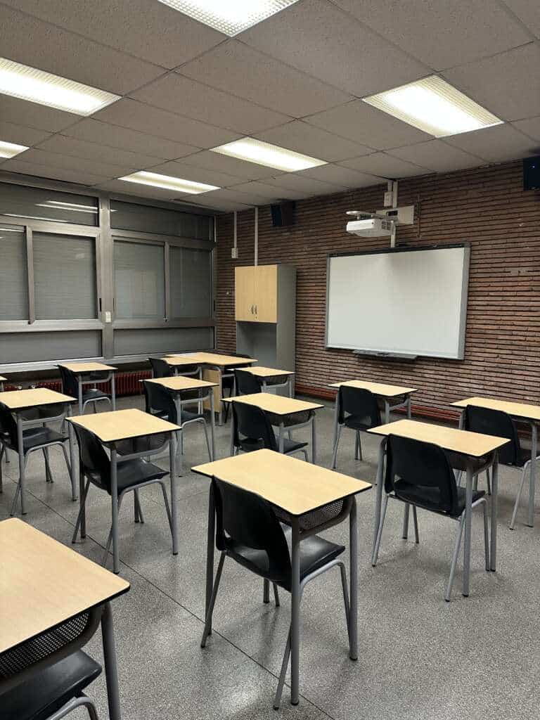 Teaching the Teacher: What My Students Have Taught Me 1 Teaching the Teacher