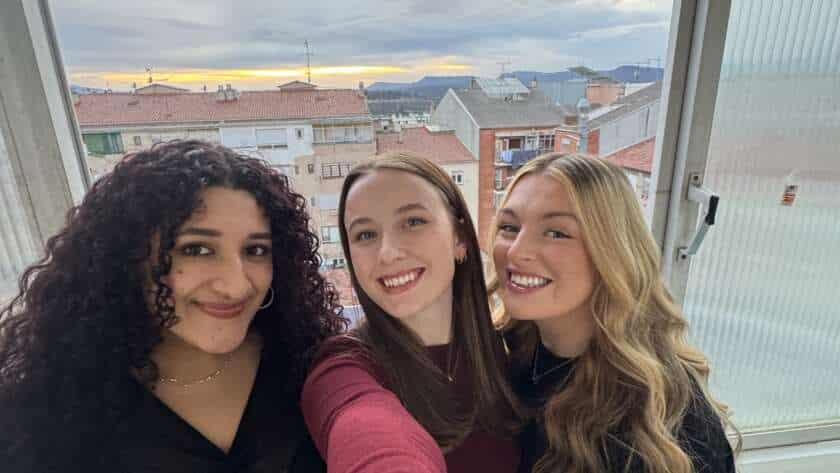Kendra Clark From Scotland to Spain Me and my Meddeas flatmates